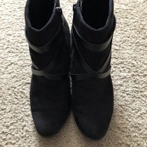 Used “Crown Vintage” Beverly Ankle Wrap Boots